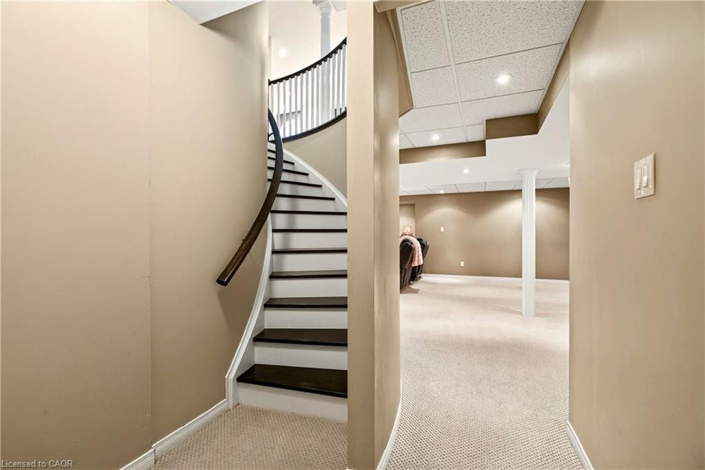 18 Pelham Drive Property Photo 34