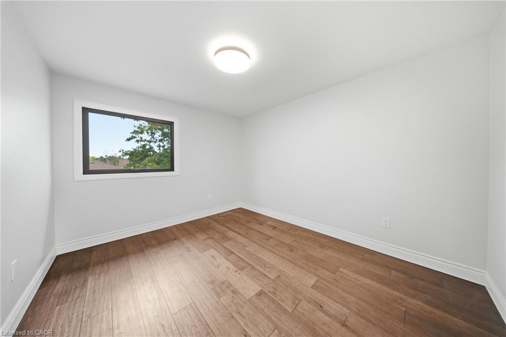 19 Boulder Crescent Property Photo 26