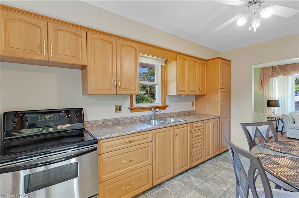 94 Ottawa Crescent Property Photo 13