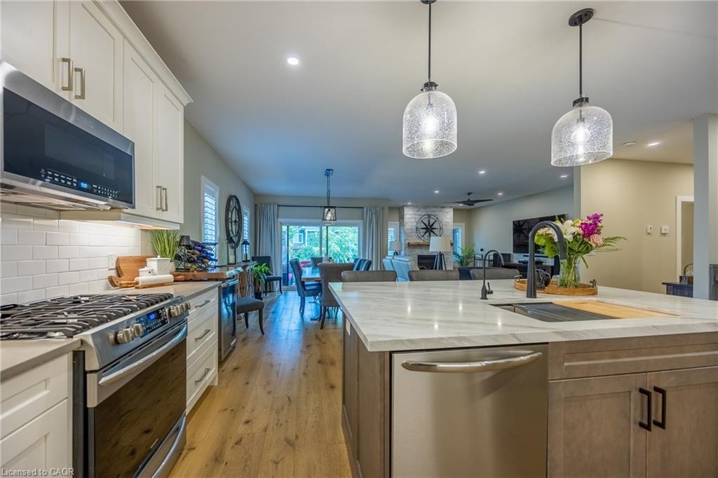 139 New Lakeshore Road Property Photo 17