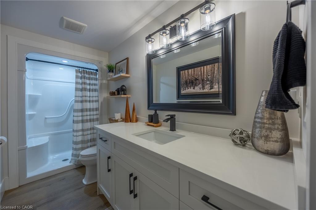 139 New Lakeshore Road Property Photo 39