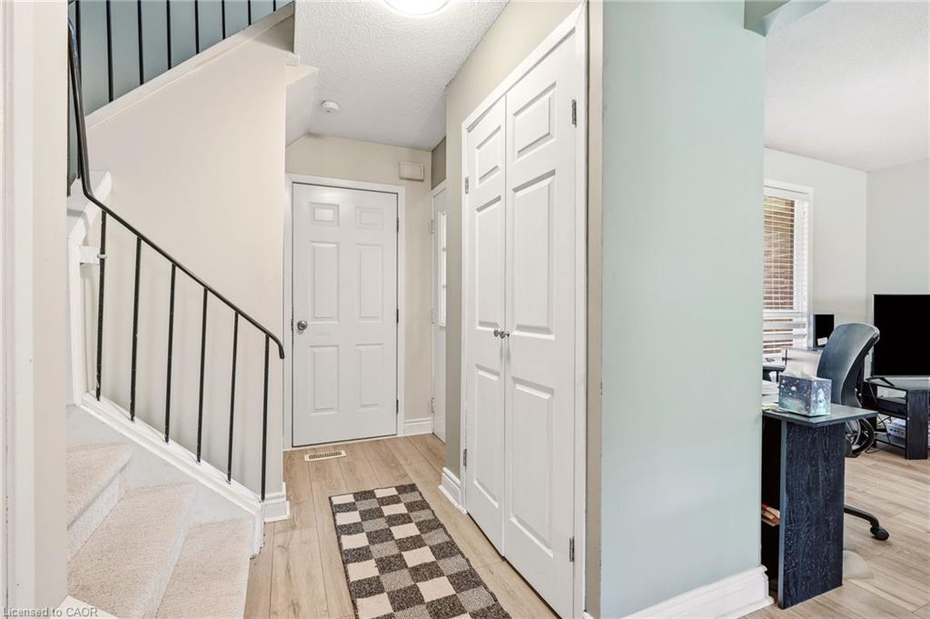 4 Eileen Street Property Photo 7