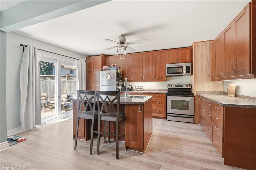 4 Eileen Street Property Photo 14