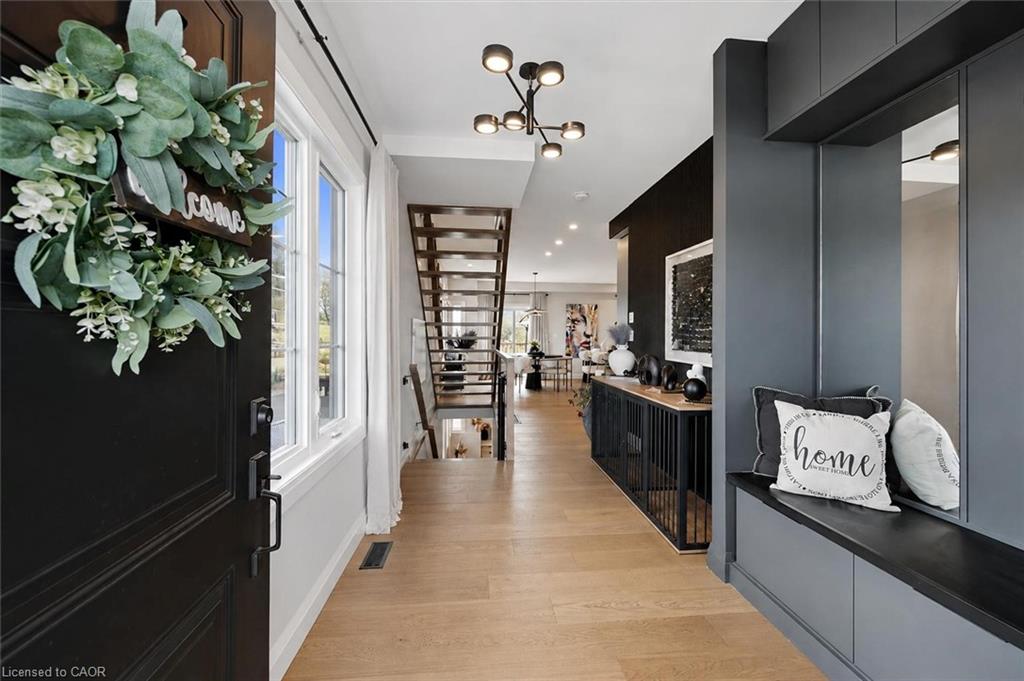 3 Queensbrook Crescent Property Photo 4
