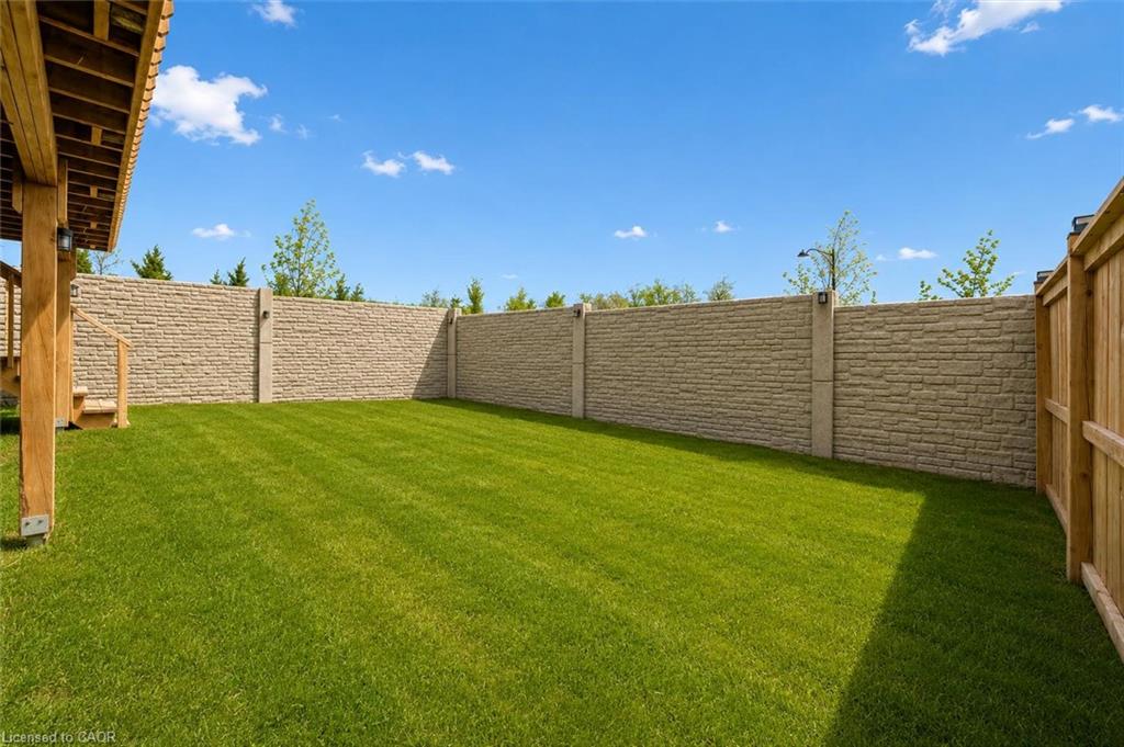 3 Queensbrook Crescent Property Photo 32