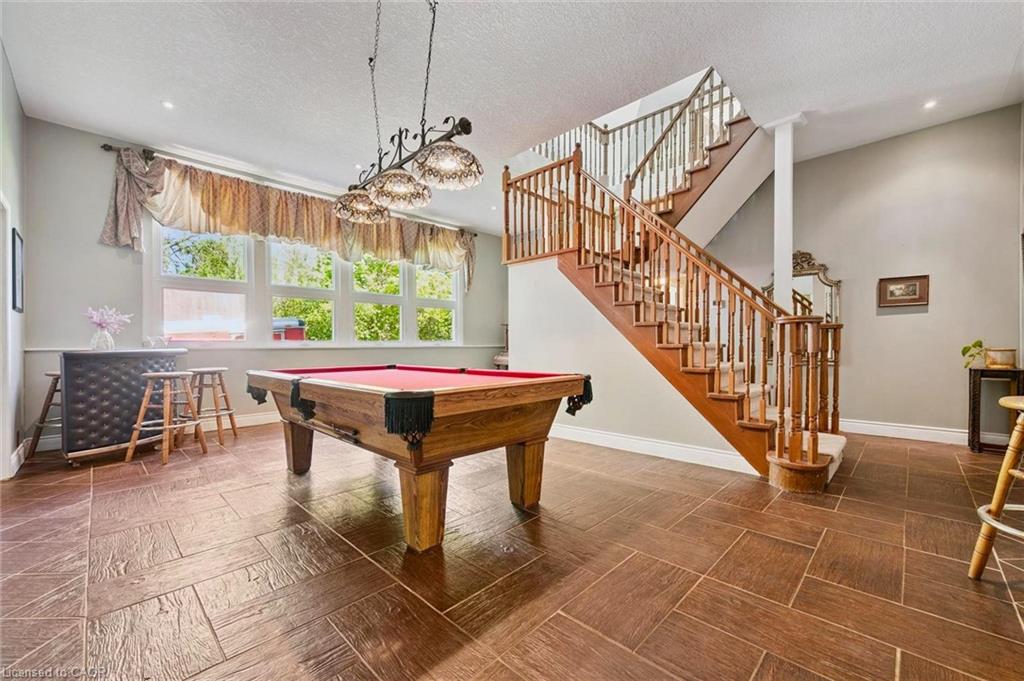 6594 Forestell Road Property Photo 10
