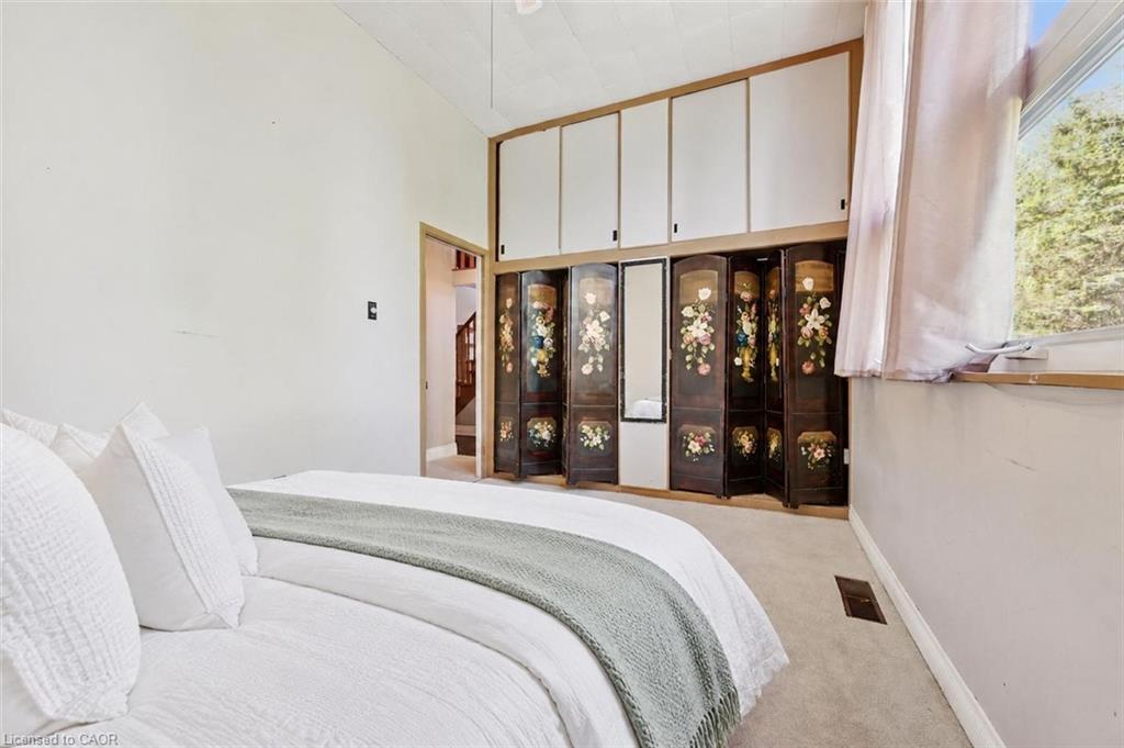 6594 Forestell Road Property Photo 14