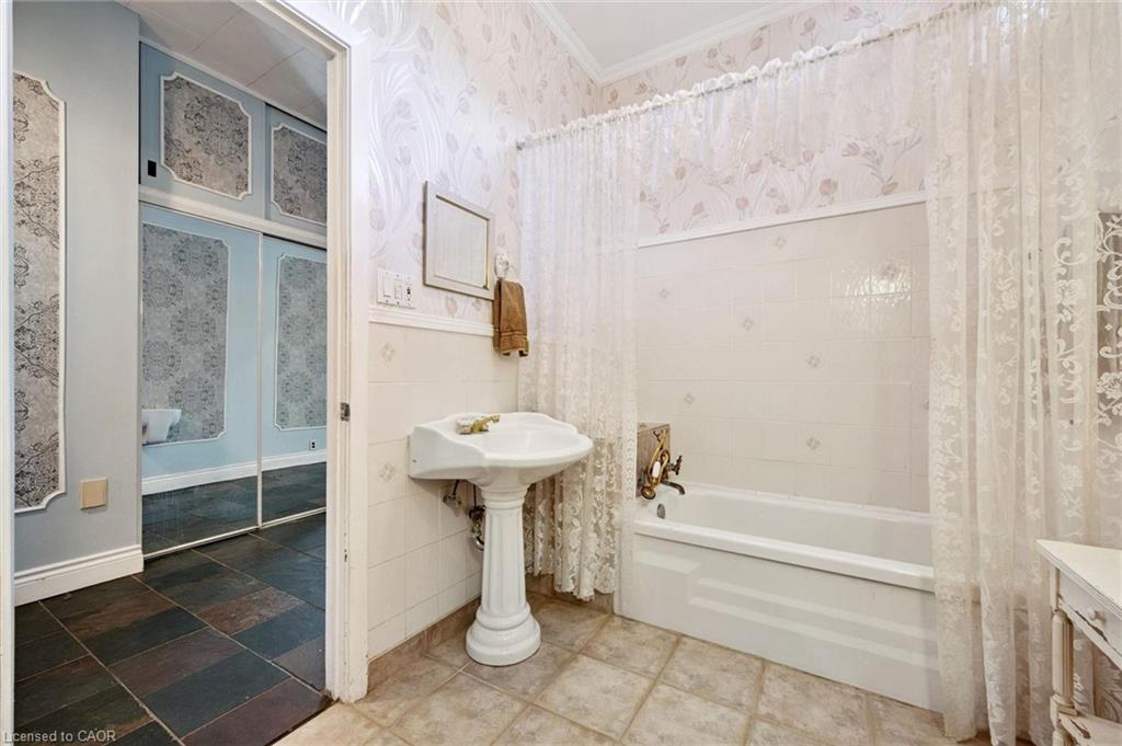 6594 Forestell Road Property Photo 16