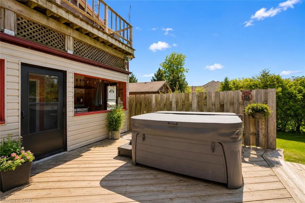 6594 Forestell Road Property Photo 28