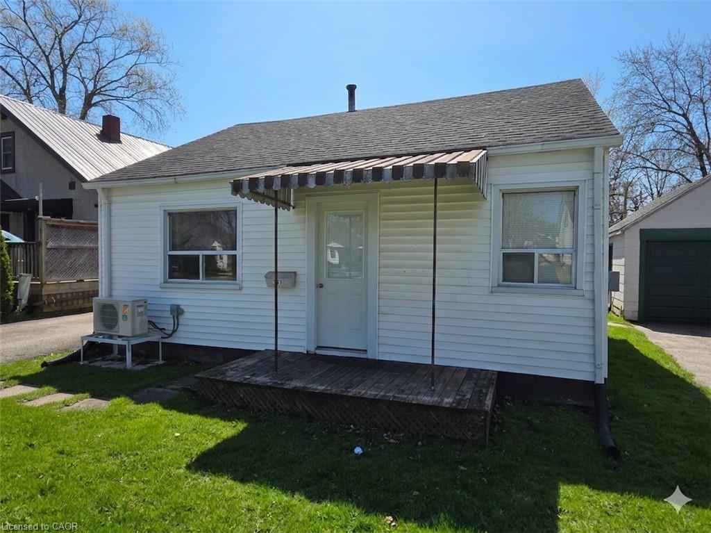 341 Corvette Street Property Photo 1