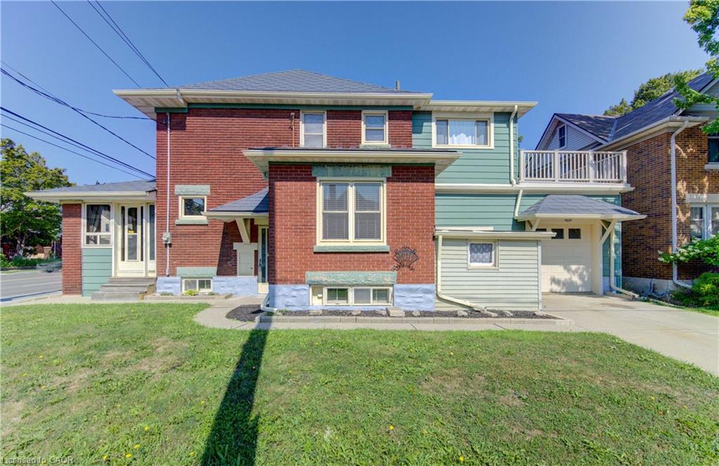 224 Weber Street E Property Photo 1