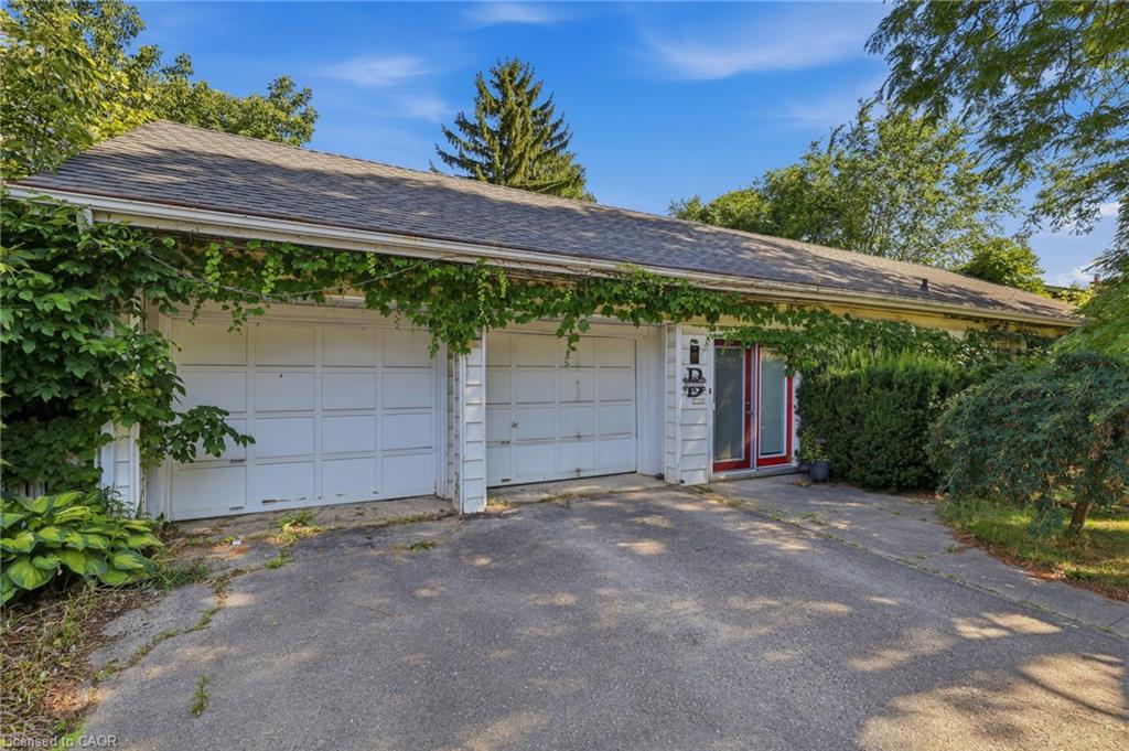 356 Thompson Road Property Photo 3