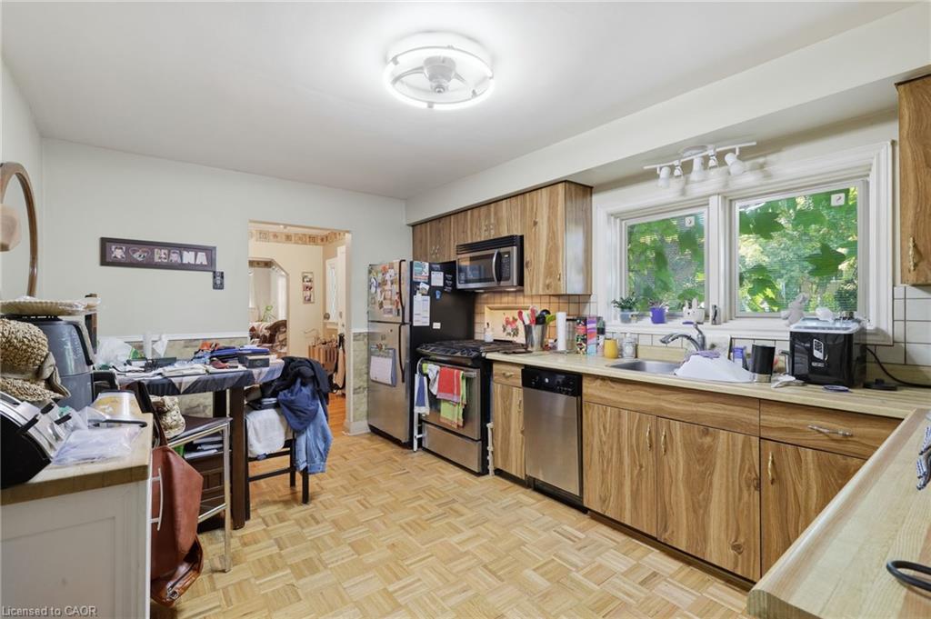 356 Thompson Road Property Photo 10