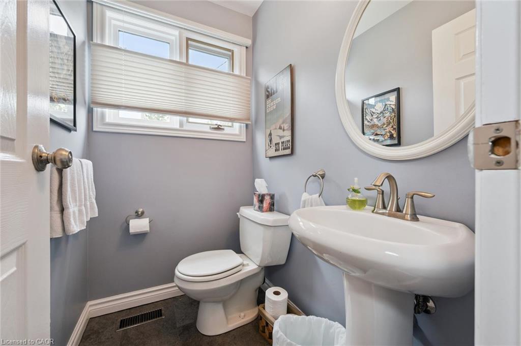 775 Riverside Drive N Property Photo 19