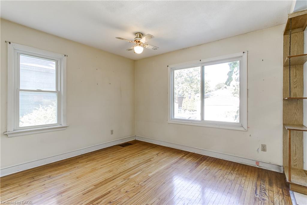 230 East 33rd Street Property Photo 11