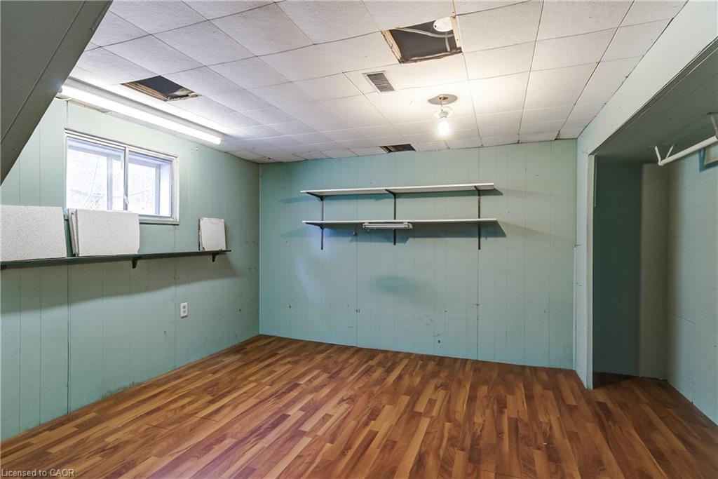 230 East 33rd Street Property Photo 27