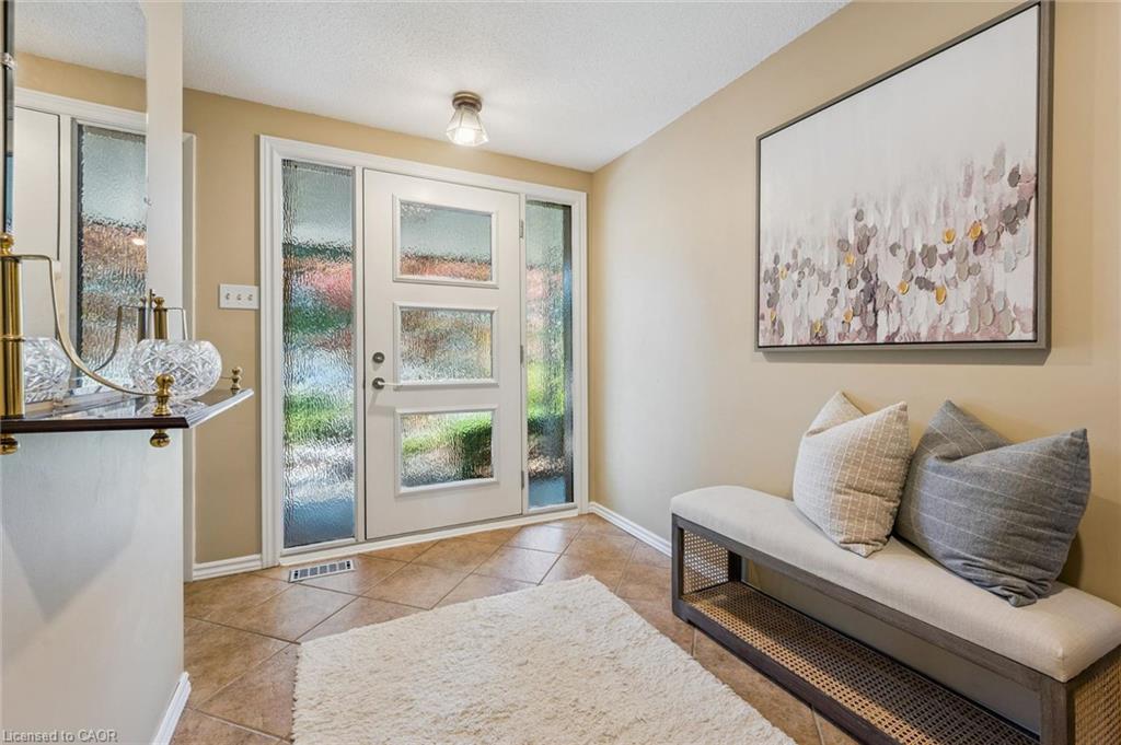 88 Manor Drive Property Photo 5