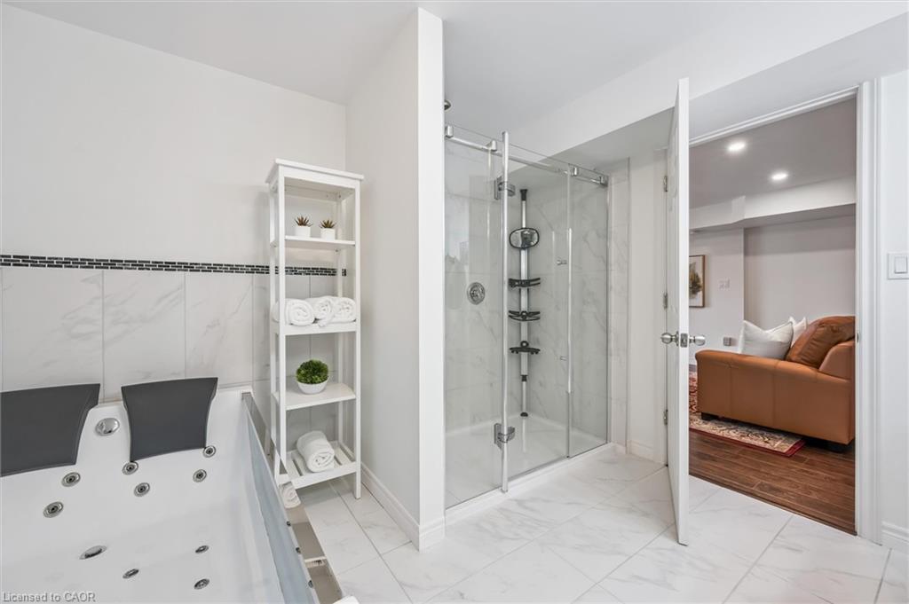 29 English Crescent Property Photo 36