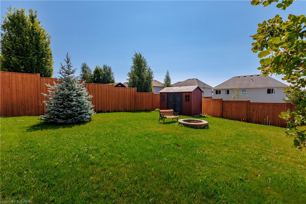29 English Crescent Property Photo 43