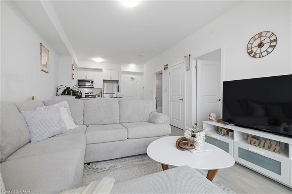 603-450 Dundas Street E Property Photo 15