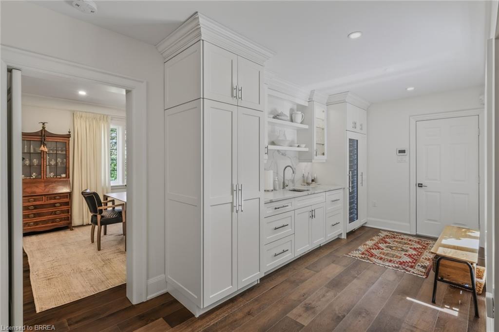 19 Inwood Drive Property Photo 10