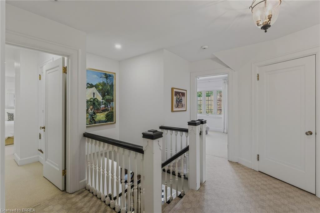 19 Inwood Drive Property Photo 17