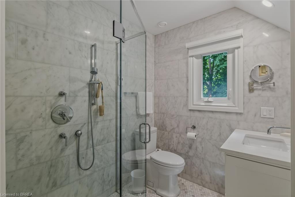 19 Inwood Drive Property Photo 22