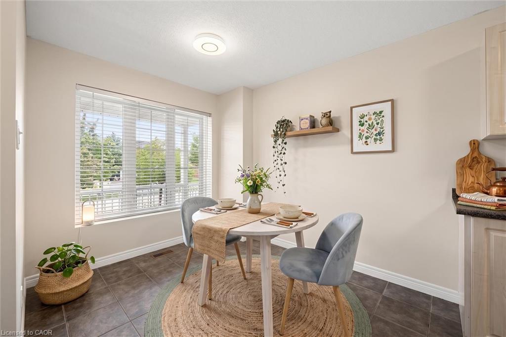 21 Porchlight Drive Property Photo 8