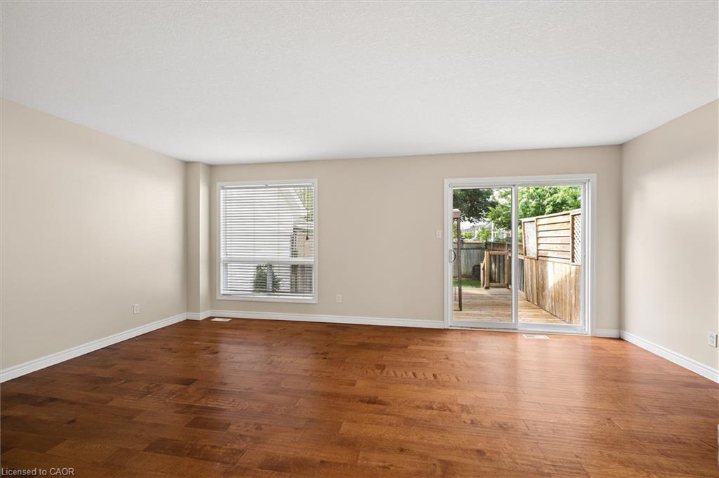 21 Porchlight Drive Property Photo 14