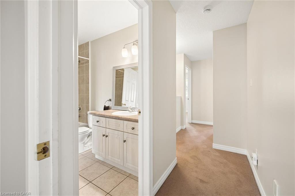 21 Porchlight Drive Property Photo 20