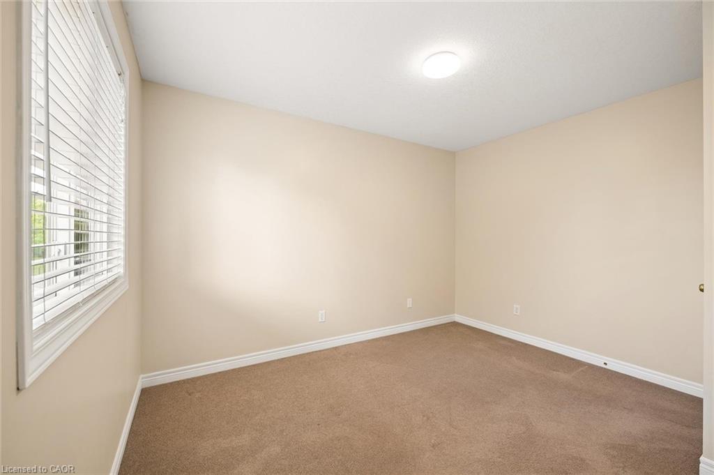 21 Porchlight Drive Property Photo 30