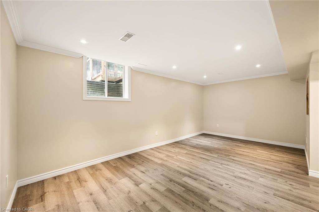 21 Porchlight Drive Property Photo 32