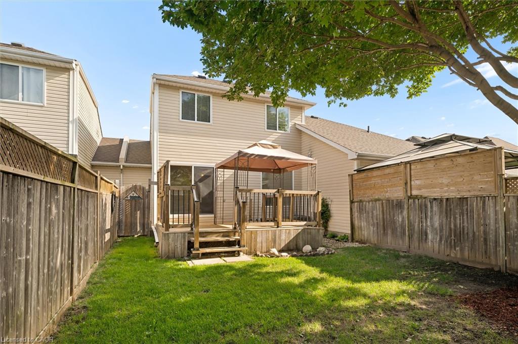 21 Porchlight Drive Property Photo 44