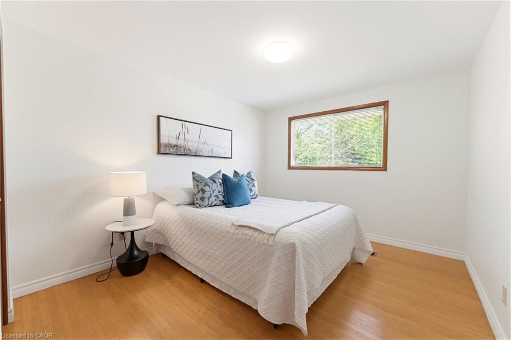 665 Richmond Avenue N Property Photo 17