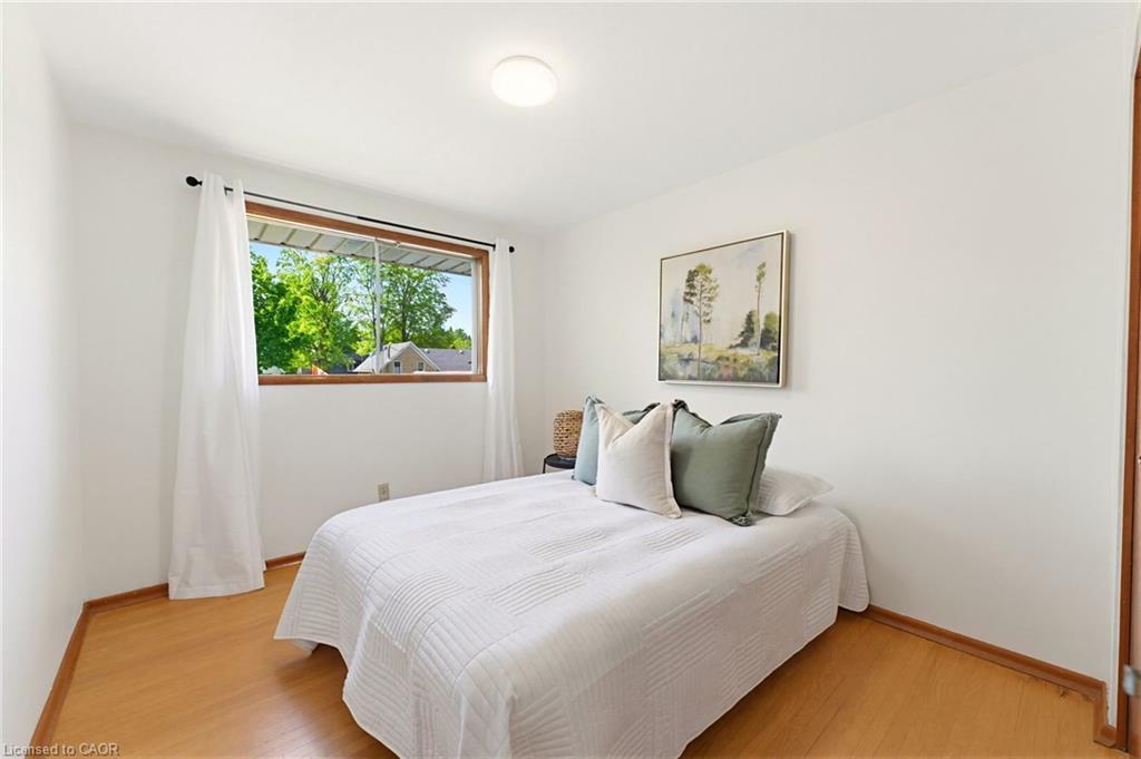 665 Richmond Avenue N Property Photo 19