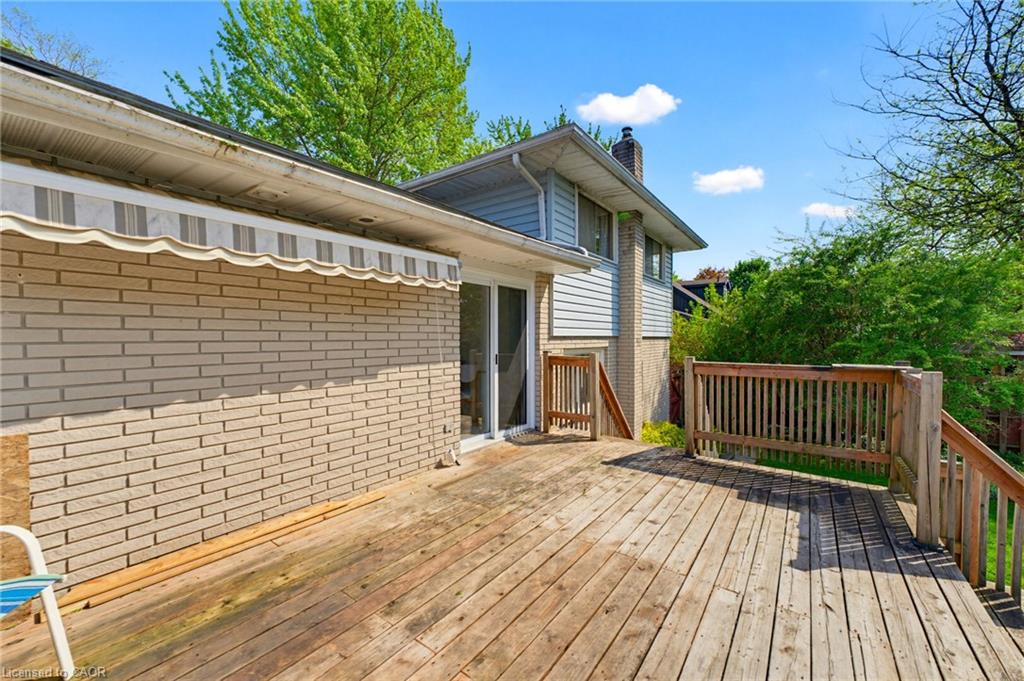 665 Richmond Avenue N Property Photo 24