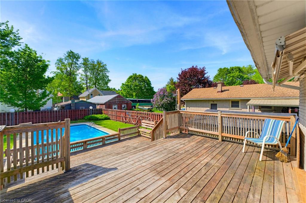 665 Richmond Avenue N Property Photo 25