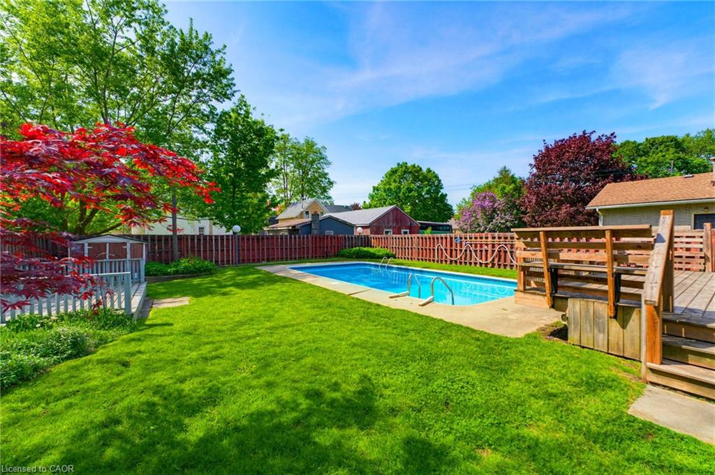 665 Richmond Avenue N Property Photo 27