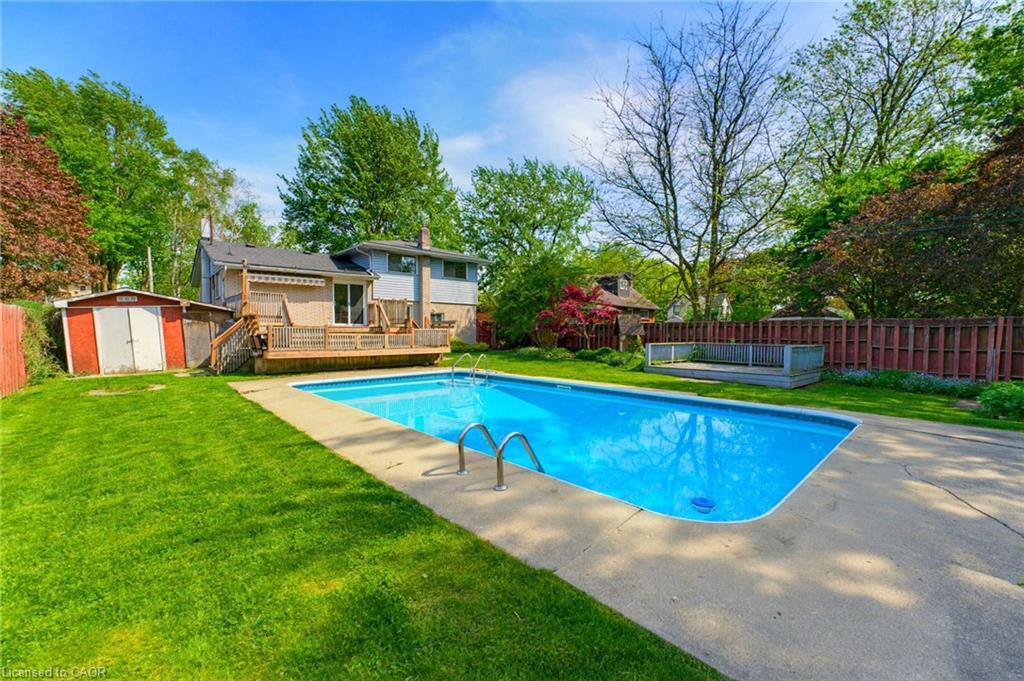 665 Richmond Avenue N Property Photo 30