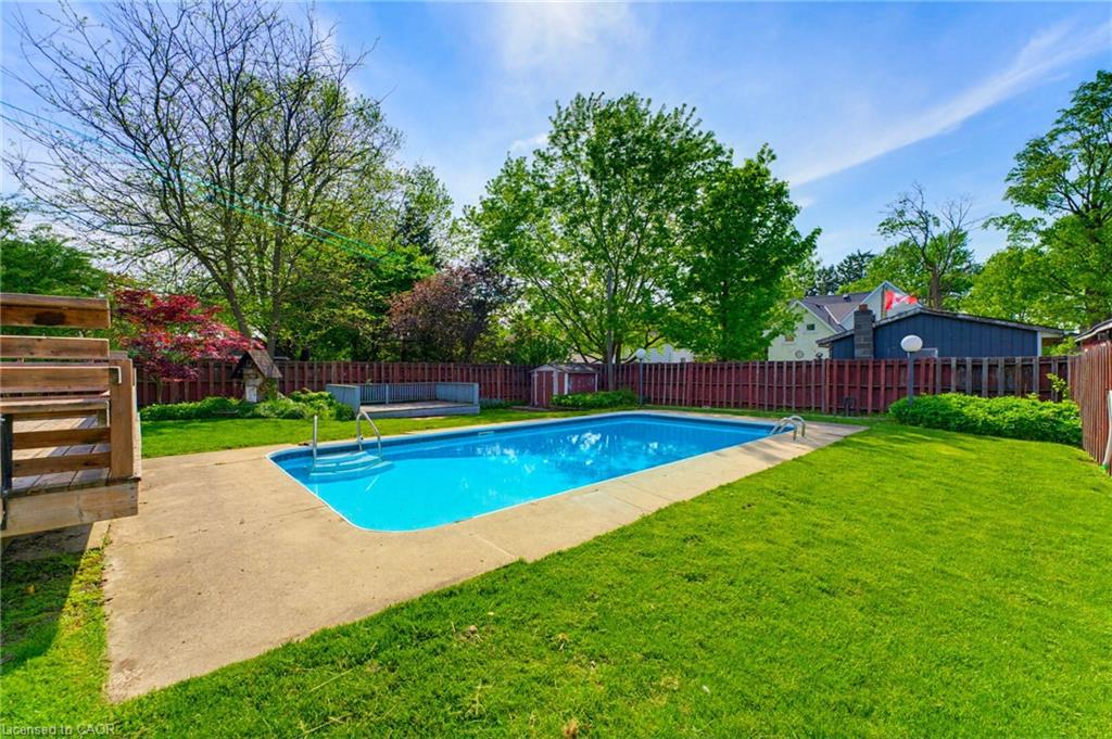 665 Richmond Avenue N Property Photo 31