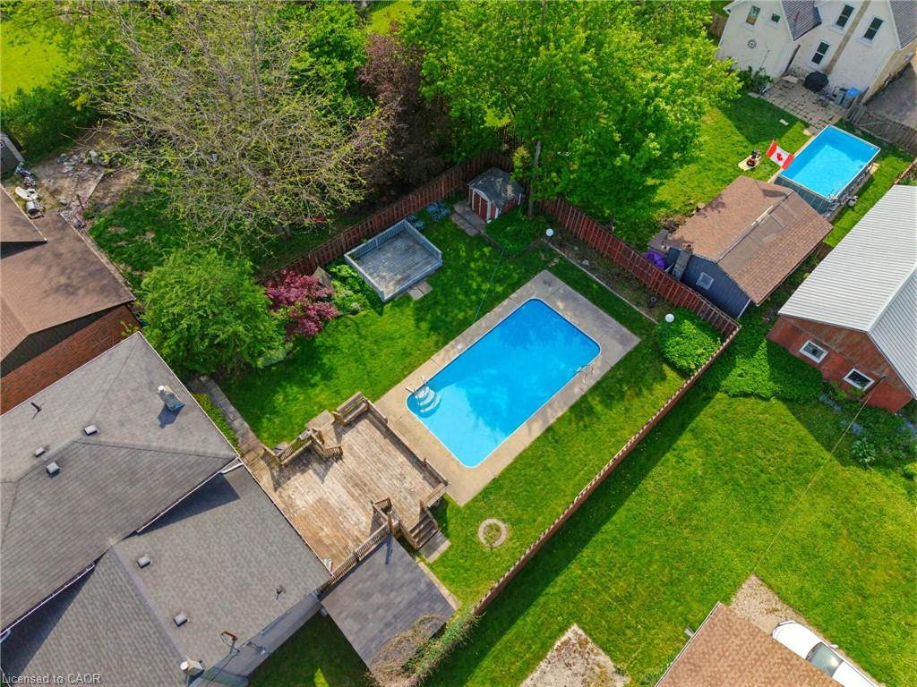 665 Richmond Avenue N Property Photo 32