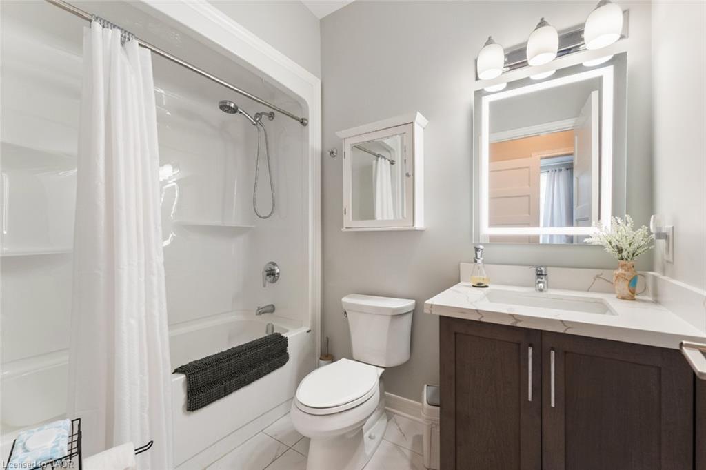 60 Andrew Lane Property Photo 6
