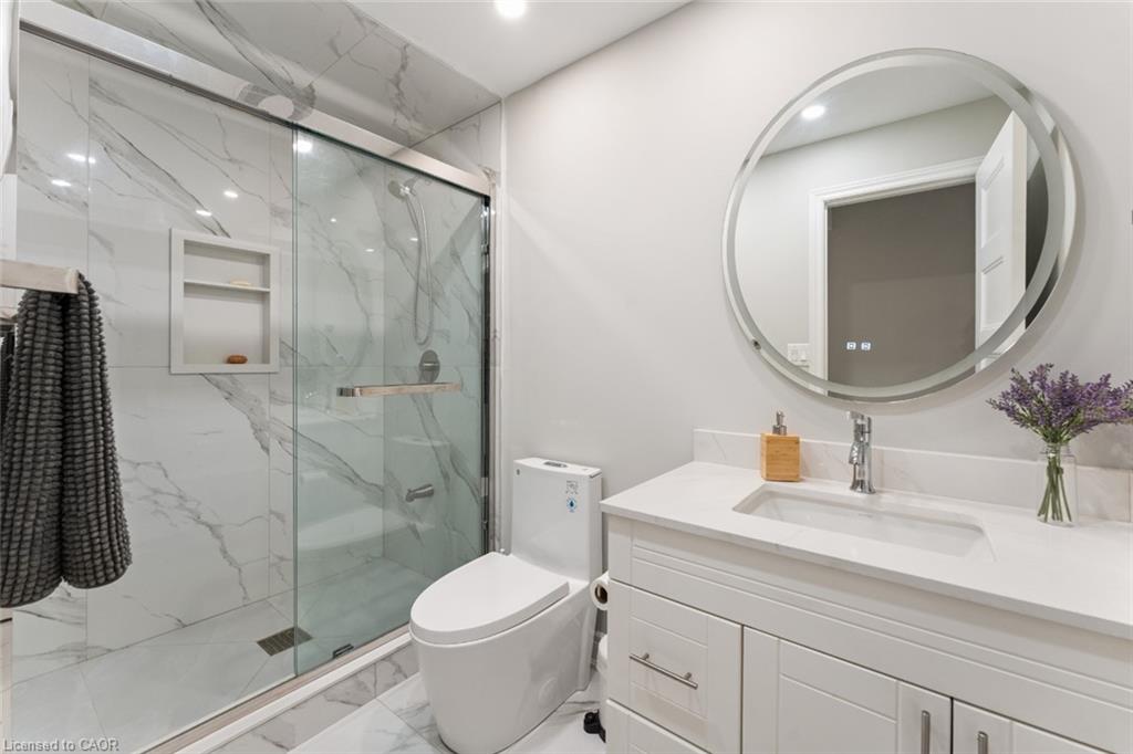 60 Andrew Lane Property Photo 32