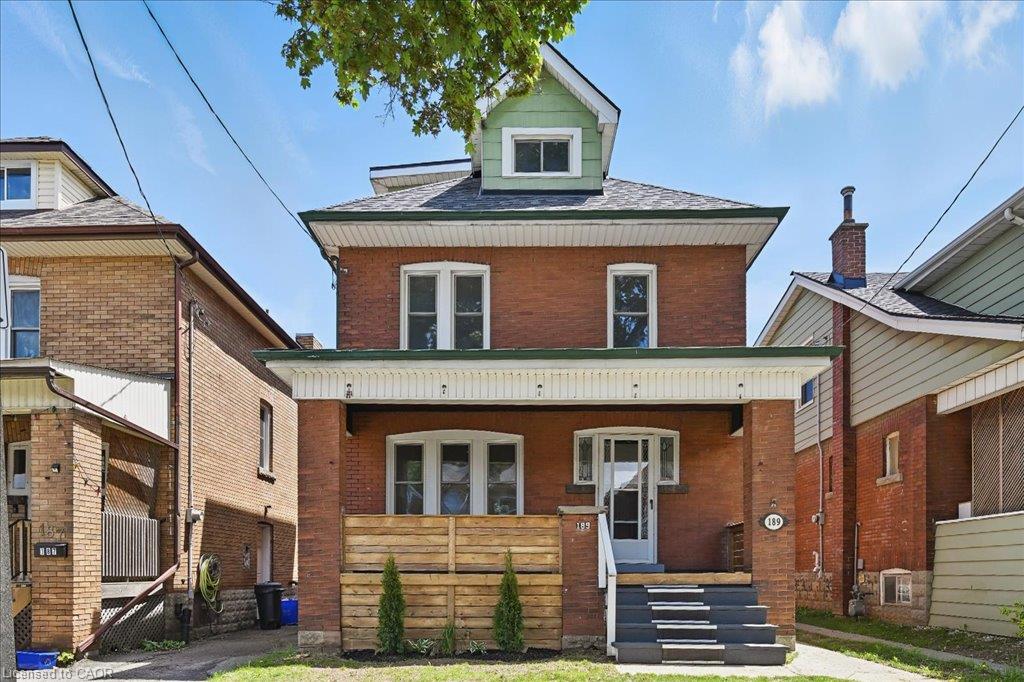 189 Edgemont Street S Property Photo 1