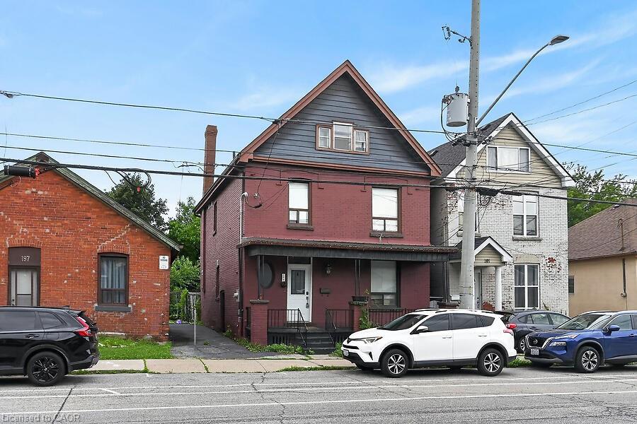 199 Bay Street N Property Photo 1