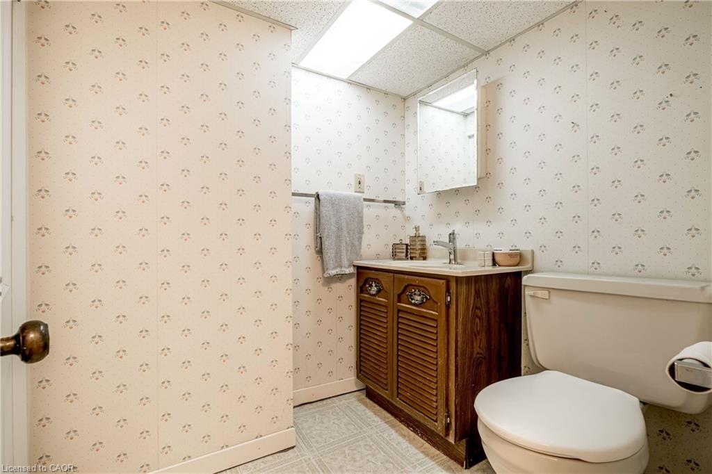 100 Dalewood Crescent Property Photo 46