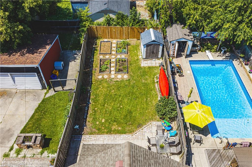255 Weir Street N Property Photo 26