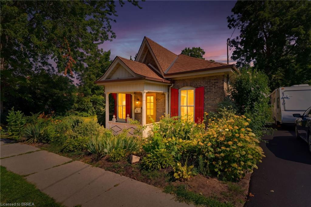 89 Dundas Street Property Photo 3