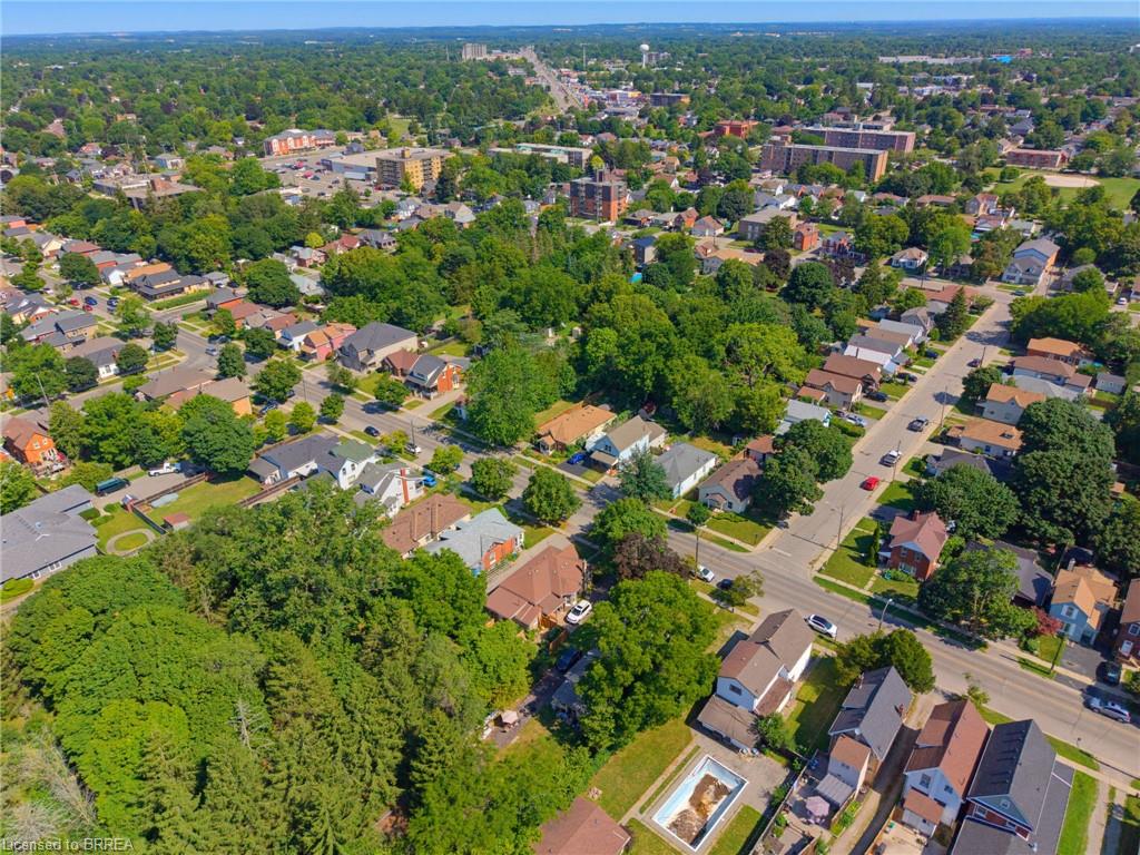 89 Dundas Street Property Photo 6