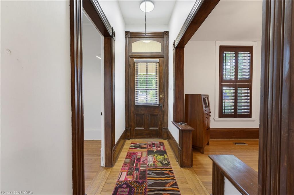 89 Dundas Street Property Photo 12